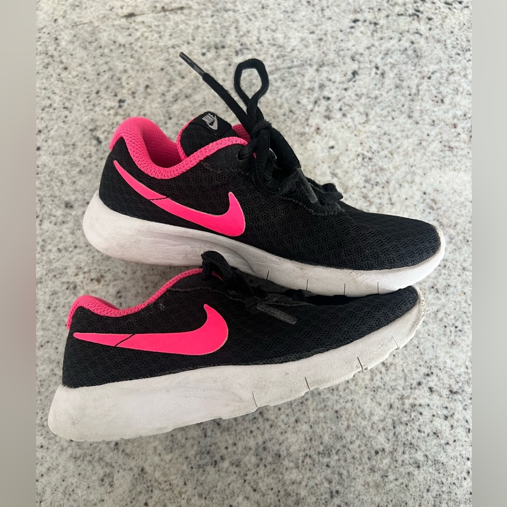 Nike Shoes Little Girl Size 11